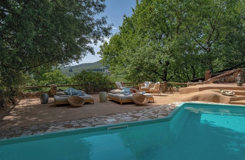 Sovicille Villa | Luxury Villa Near Siena with Vineyard Views, Family-Friendly & Superb Amenities