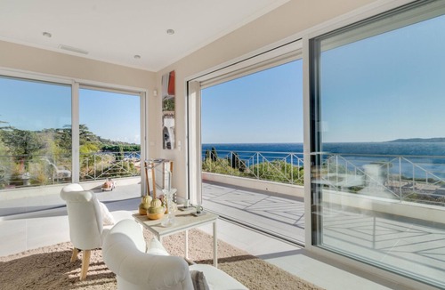 Sainte-Maxime Villa | Luxury villa with private pool, A/C and sea view