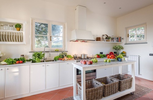 Pietrasanta Villa | Luxury Villa with Pool in Pietrasanta close to the Beach