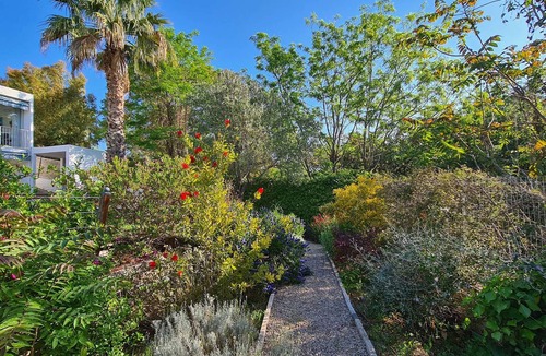 Vallauris House | Luxury Villa with Pool, Tennis & Stunning Views on the French Riviera