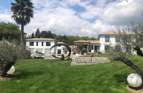 Chateauneuf-Grasse House | Luxury Zen