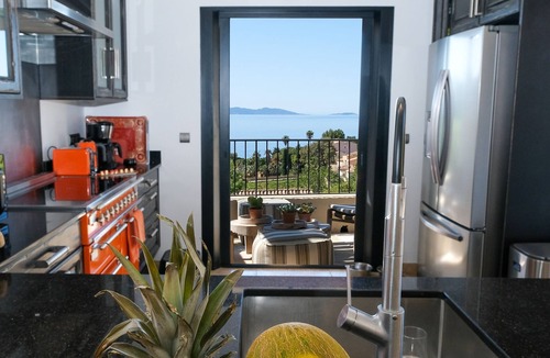 Rayol-Canadel-sur-Mer Villa | Magnificent VILLA with SEA VIEW, SWIMMING POOL, 300m from the BEACH, 12m motorboat,