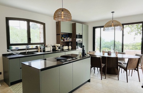 La Gaude Villa | Magnificent 4-bedroom stone villa with swimming pool