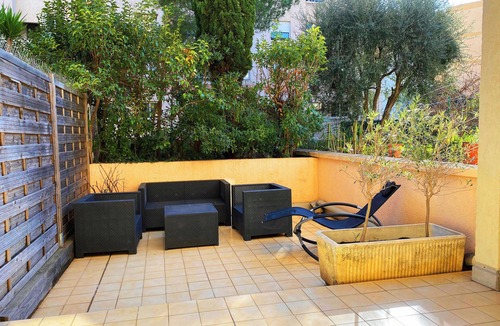 Saint Maurice Apartment | Magnificent 60m² with Terraces, Air Conditioning & Private Parking