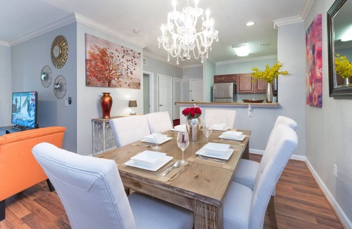 Four Corners Condo | Magnificent Award Winning Newly Renovated Condo Near Disney 2+2 Great Amenities