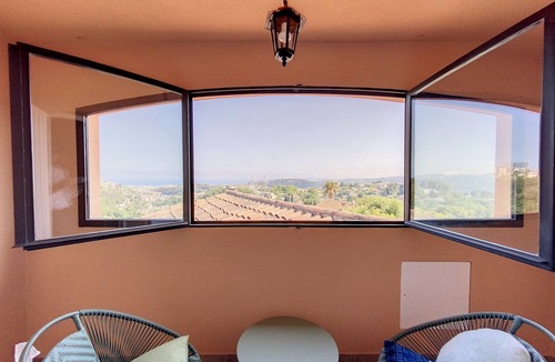 Cagnes-sur-Mer Villa | Magnificent villa with swimming pool and sea view