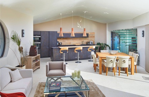 Mouans-Sartoux Villa | Magnificent villa in closed estate with panoramic views