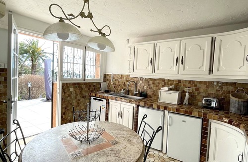 La Gaude Villa | Magnificent Villa With Sea & Mountain Views Close to Nice & St Pauls