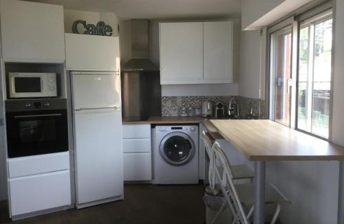 Cannes La Bocca Apartment | Magnifique appartement pied dans l'eau