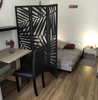Antibes City Centre Apartment | Magnifique studio coeur Vieil Antibes
