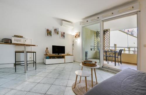 Beaulieu-sur-Mer Apartment | Magnifique studio au calme, Climatisation, Parking, Wifi.