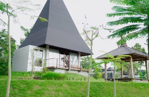 Karanganyar Cabin | MAHALAYA Garden Resort