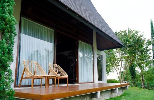 Karanganyar Cabin | MAHALAYA Garden Resort