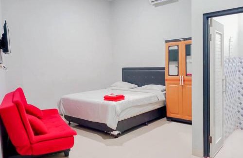 Karawang Hotel | Mahkota Residence Mitra RedDoorz