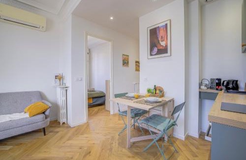 Musicians Quarter Apartment | Maison Bianchi - Avenue Durante - Downtown Top floor