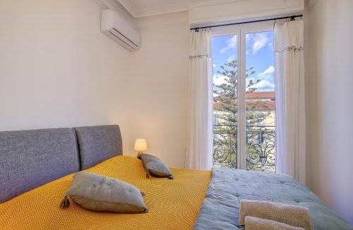 Musicians Quarter Apartment | Maison Bianchi - Avenue Durante - Downtown Top floor