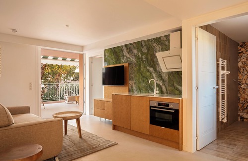 Cannes Hotel | Maison Carla Rosa