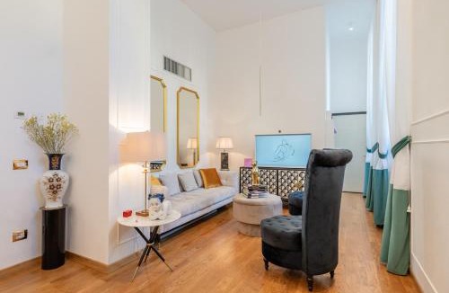 Lucca Historical Center House | Maison Mirò with private parking