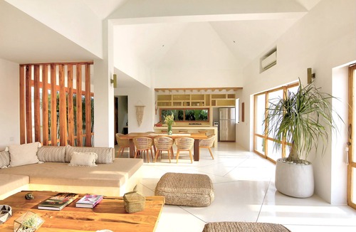 Pererenan Villa | Maluka22, unwind 3BR villa Canggu & Pererenan -pool & walking to the beach