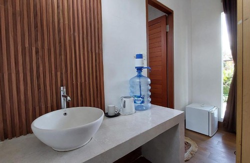 Kedewatan House | Manikan House Ubud