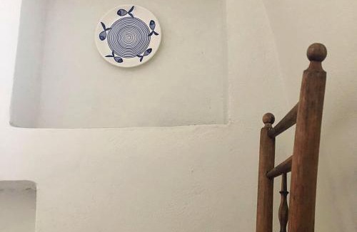 Emporio Villa | Mantilida Villa