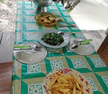 Yenbeser Hotel | Mantorom homestay