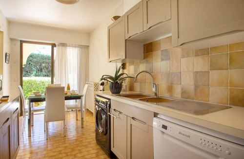 Villeneuve Loubet Beach Apartment | Marines de Villeneuve by Interhome