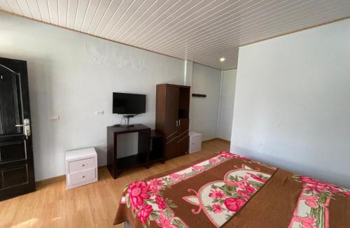 Simanindo House | Marroan Acc