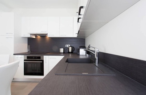 Cannes City Centre Apartment | MARTINEZ AREA: NEW 2BEDS/2BATHS