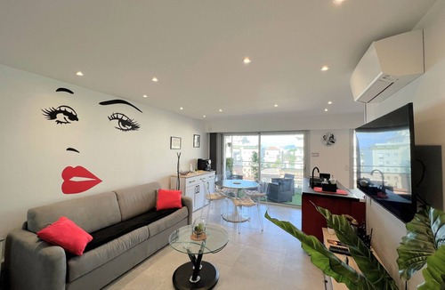 Cannes Apartment | Maryline