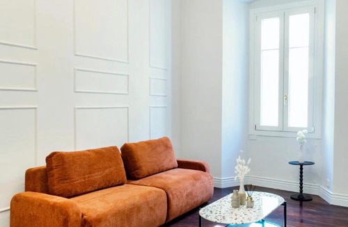 Lesa Apartment | Matèria - Boutique apartment with lake view balcony