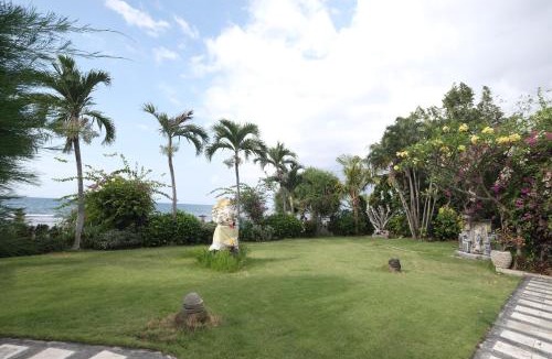 Dencarik Villa | Mayer Villa by Villa Pantai Lovina