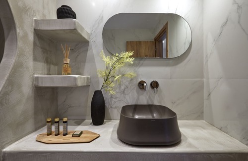 Pyrgos Hotel | Mayu Suites