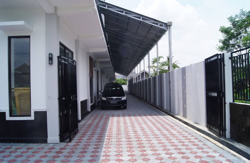 Sleman House | Medical Kost