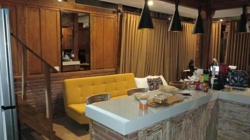 Purwakerti Apartment | Melasti Mountain Villas