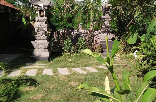 Pejarakan House | Menjangan Town House