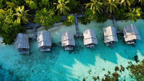 Raja Ampat House | Meos Ambower Homestay Raja Ampat