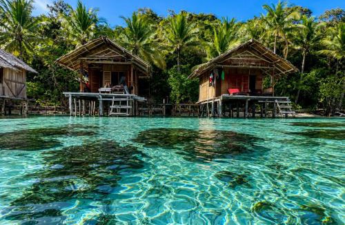 Raja Ampat House | Meos Ambower Homestay Raja Ampat