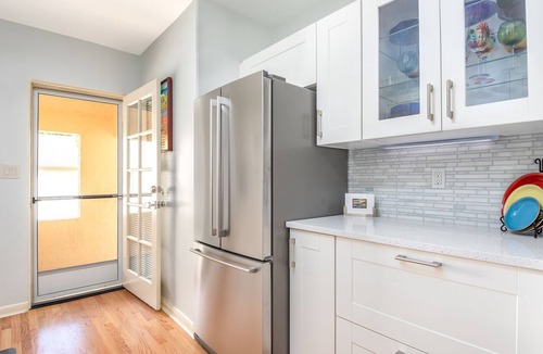 Winter Park Apartment | Mid Century Luxury, 1 block from Park Ave (#2)