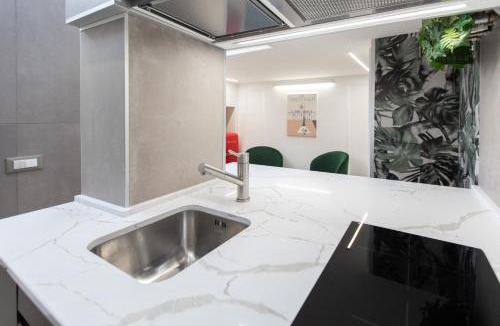 Barriera Vecchia-San Giacomo Apartment | Minicasa di lusso con lavanderia e ricarica E-Bike
