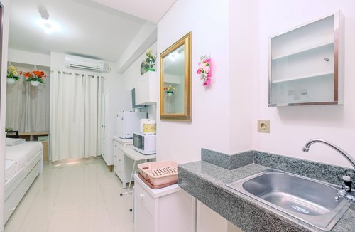 Bekasi Apartment | Minimalist And Cozy Studio (No Kitchen) Transpark Cibubur Apartment