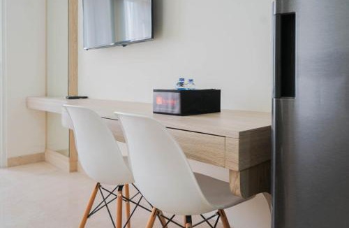 Cikini Apartment | Minimalist and Homey Studio Menteng Park Apartment By Travelio