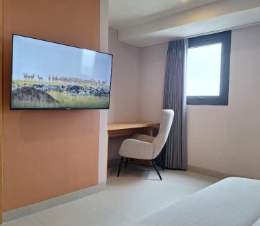 Pagedangan Hotel | Model J Hotel BSD Carstensz 曼居酒店 BSD卡斯滕茲購物中心店