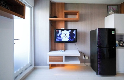 Surabaya Apartment | Modern And Compact Studio At Grand Sungkono Lagoon Apartment