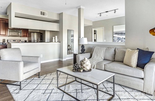 Sanford Apartment | Modern Apartment in Prime Location (ID1189X976)