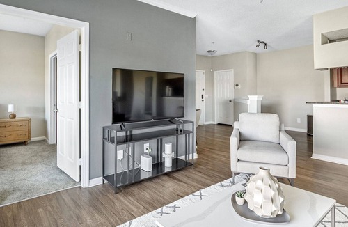 Sanford Apartment | Modern Apartment in Prime Location (ID1189X976)