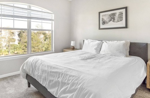 Sanford Apartment | Modern Apartment in Prime Location (ID1189X976)