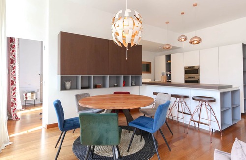 Riou - Petit Juas - Av de Grasse Apartment | Modern apartment with 3 bedrooms, balcony, communal garden and A/C- Benakey