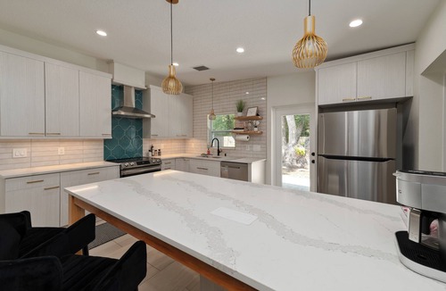 Winter Park House | Modern, Charming Home in the heart of Winter Park- Perfect for a couples retreat or small group!