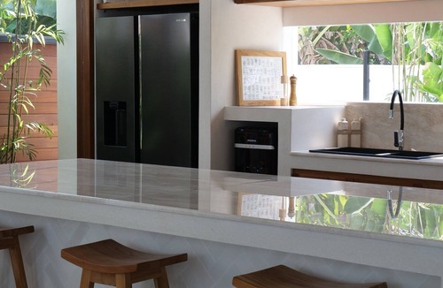 Cepaka House | Modern Luxurious villa, with rice field views, and a 10-minute drive to Canggu.